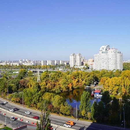 Myfreedom Апартаменти Метро Почайна, Оболонь Kiev Extérieur photo